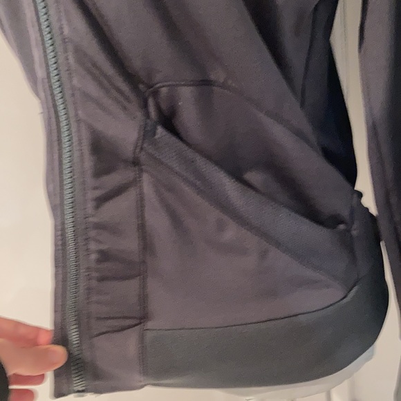 NEW BALANCE Sport gray vest Size M - Picture 2 of 9